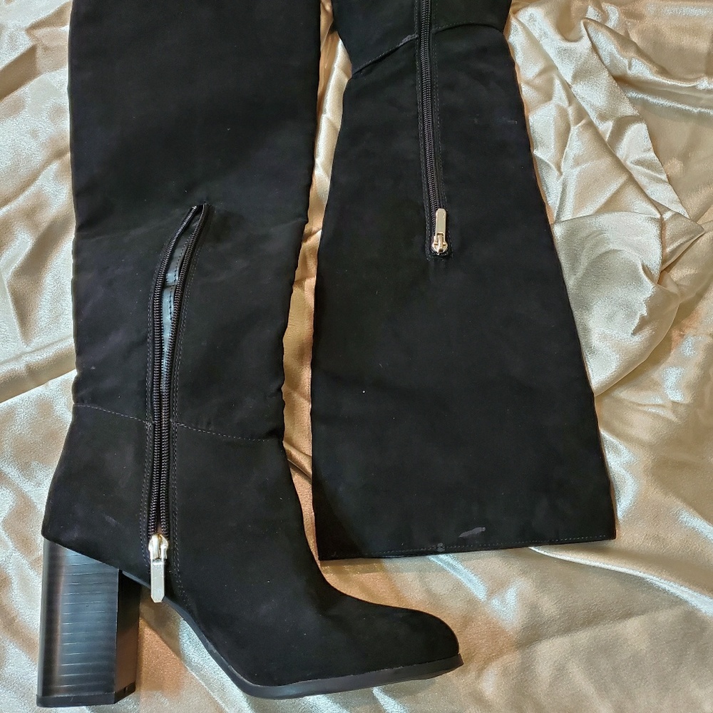 New Libby Edelman Boots black with red flowers - Picture 7 of 7